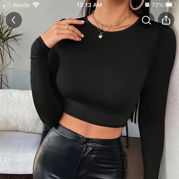 Black crop top - Picture 1 of 1